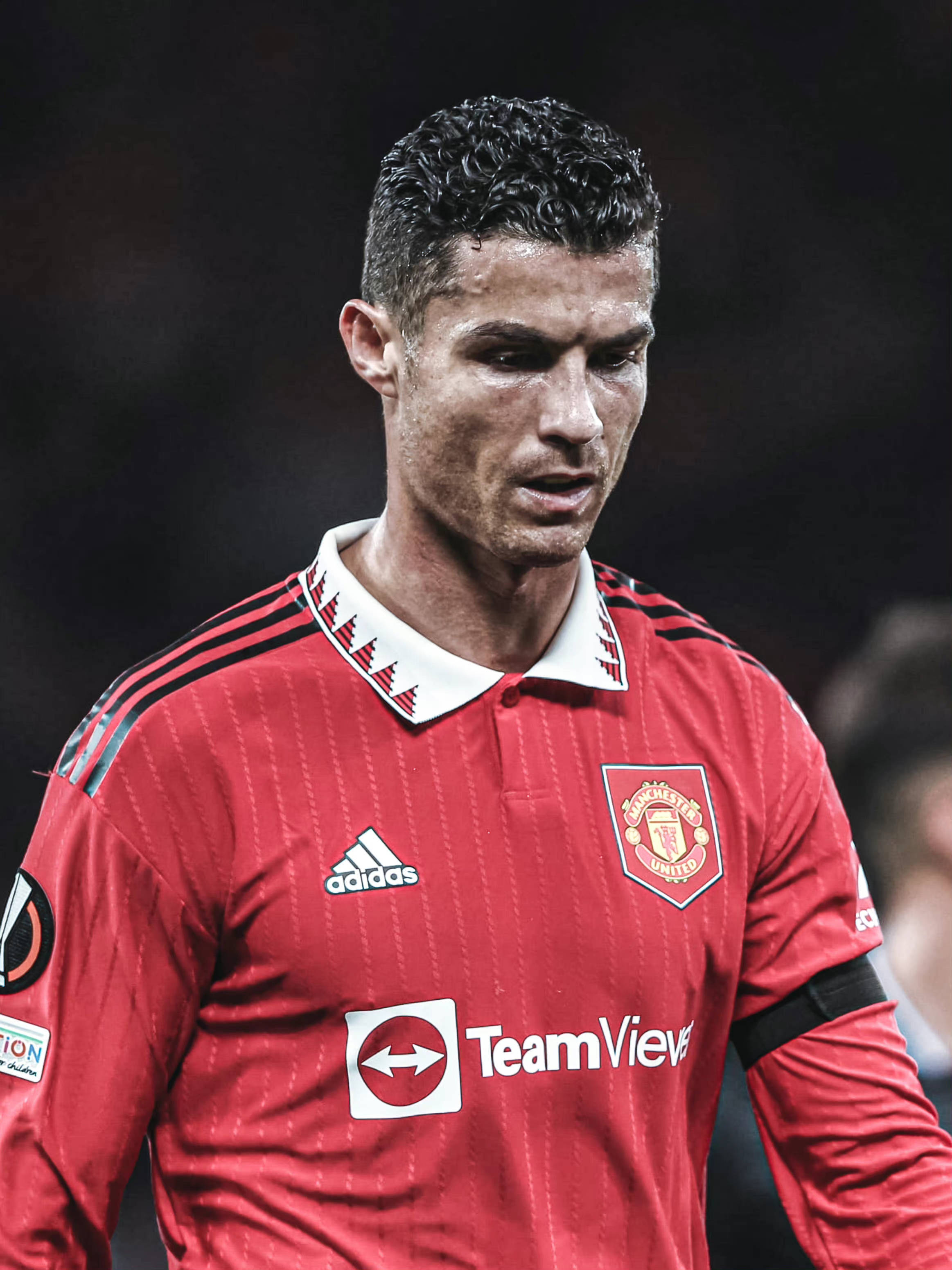 直播-曼联观众热烈欢呼！，C罗迎来二十赛季出色发挥赛场气氛高涨(曼联c罗第二场)